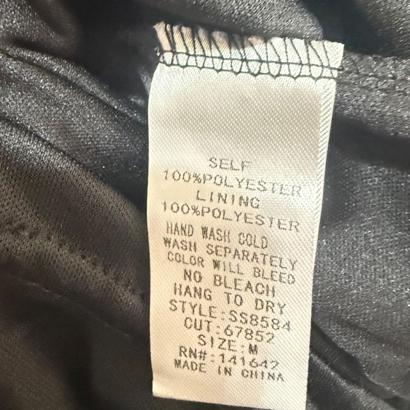 Chic She + Sky Black & White Long Sleeve Romper ~ NWT (SB1372) - Picture 3 of 5